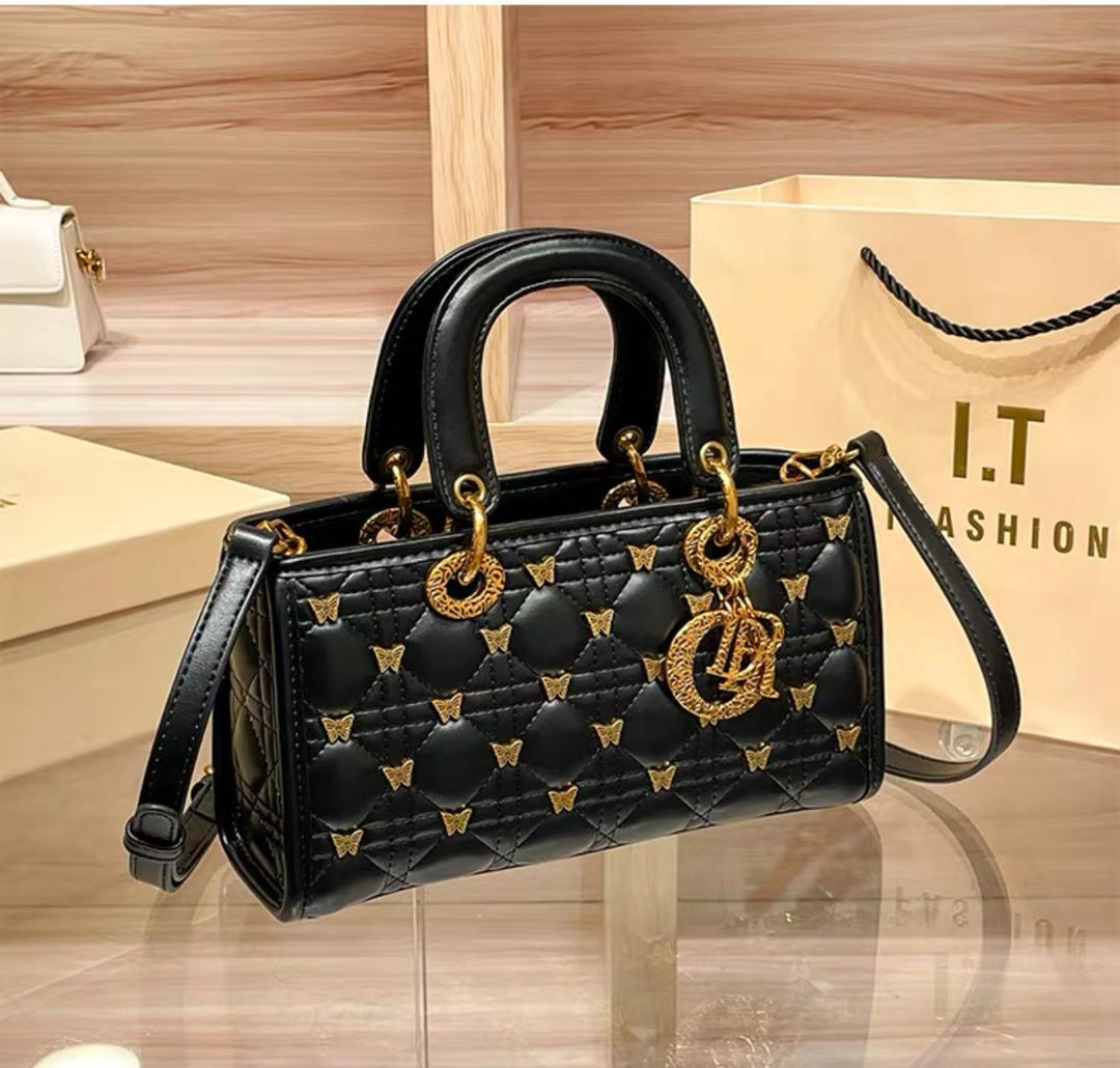 I Just Wanna Look At You Handbag